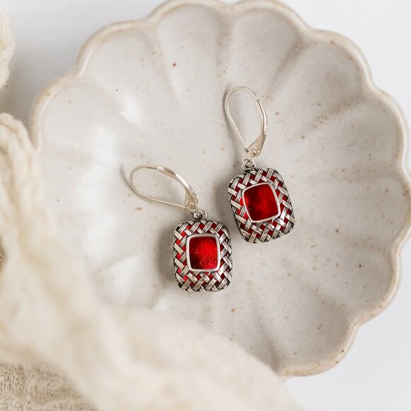 Recycled Vintage 1940s Red Beer Bottle Vintage Quilted Square Leverback Earrings - Picture 3 of 6